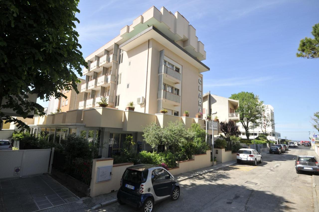 Hotel Clara Riccione Esterno foto