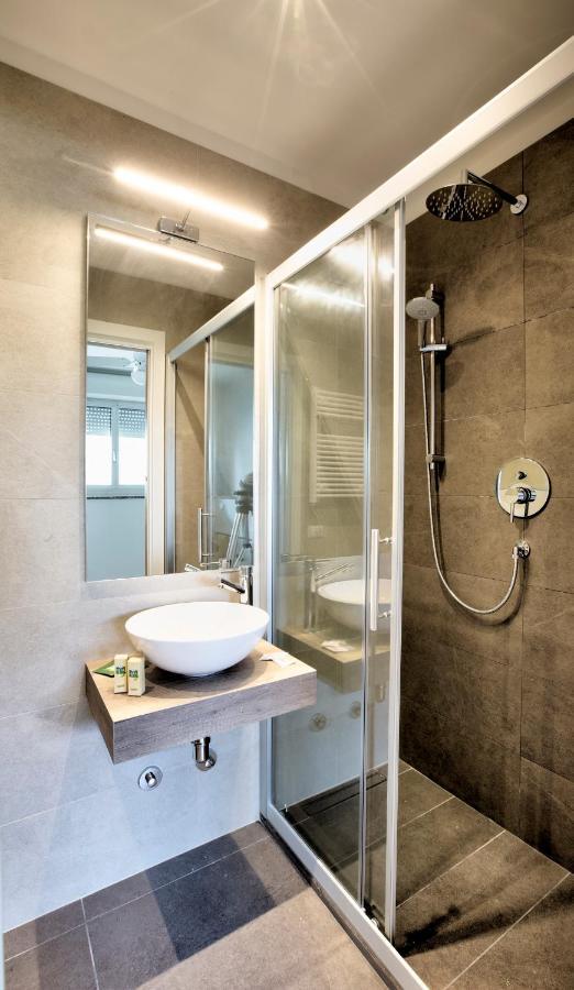 Hotel Clara Riccione Esterno foto